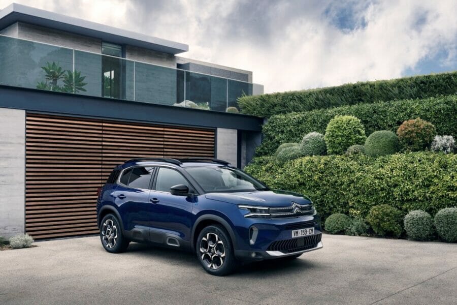 The new Citroen C5 Aircross crossover in Ukraine – from UAH 1.18 million and the Plug-In hybrid version