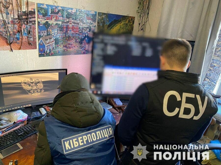 In Khmelnytskyi region, the cyber police detained a developer of pro-Russian web resources, from whom more than 100 TB of propaganda information was seized