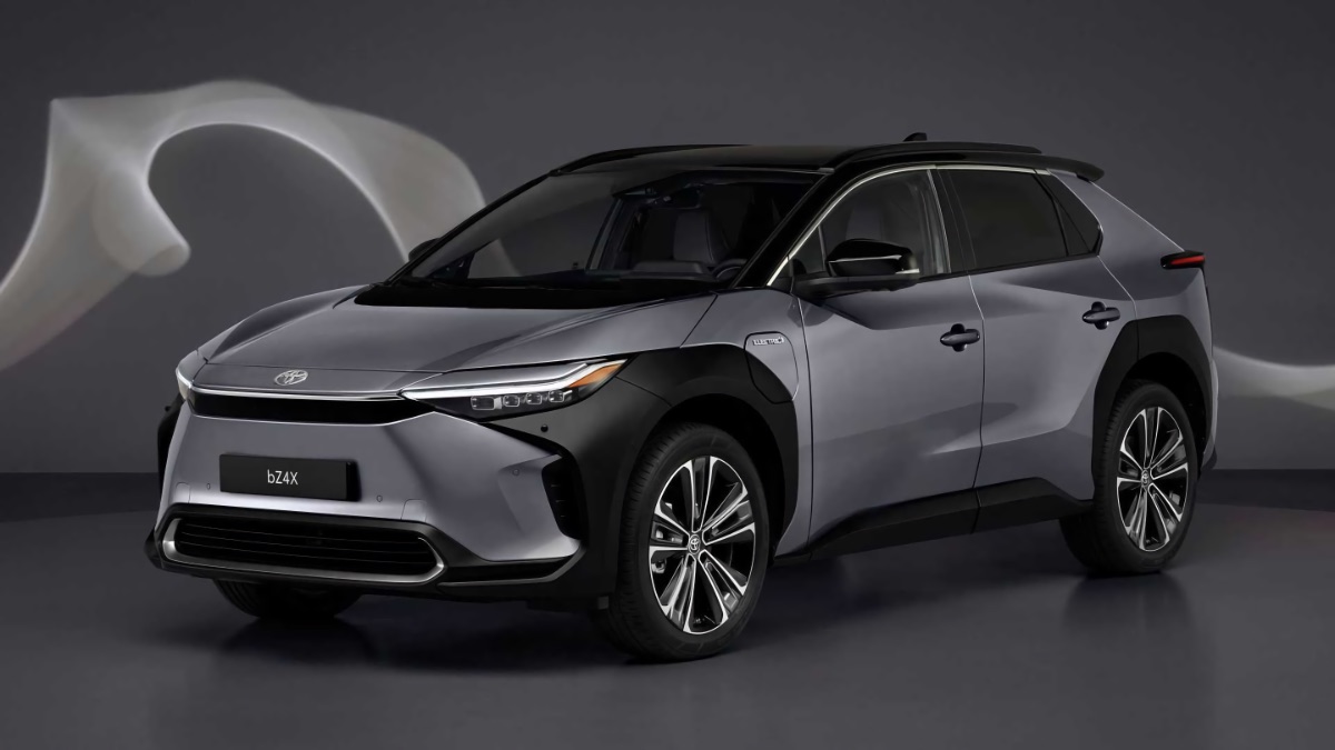Toyota offers to buy back bZ4X electric cars because they can lose wheels