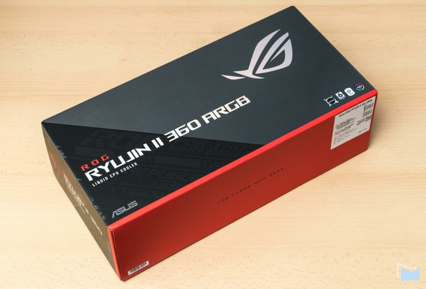 ASUS ROG RYUJIN II 360 ARGB box