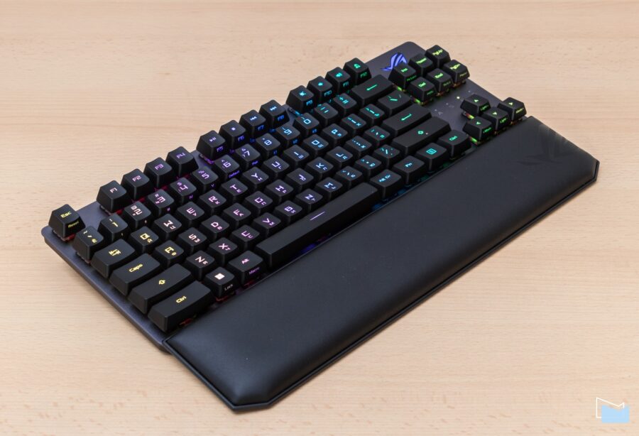 ASUS ROG Strix Scope RX TKL Wireless Deluxe gaming keyboard review