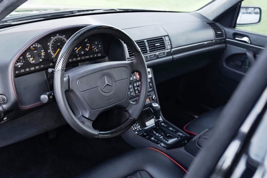 Седан Mercedes S600 W140 у вигляді RENNtech S76R з 7,6-літровим V12: раніше і справді було краще?