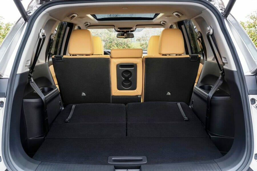 The new Nissan X-Trail in the Euro version: three cylinders under the hood, seven seats in the cabin