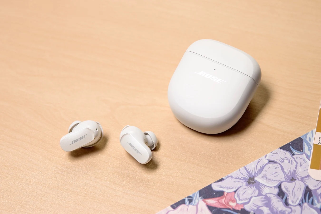 Bose представила свого конкурента новим Apple AirPods Pro 2 — QuietComfort Earbuds II