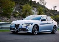 Оновлення для Alfa Romeo Giulia та Alfa Romeo Stelvio: нові фари, нові версії