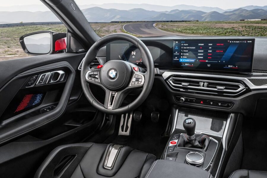 New sports coupe BMW M2: rear-wheel drive, mechanical transmission, proprietary design
