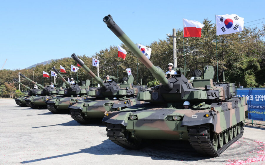 Poland received the first South Korean tanks K2 Black Panther and 155 mm self-propelled guns K9 Thunder, ordered only 3 months ago