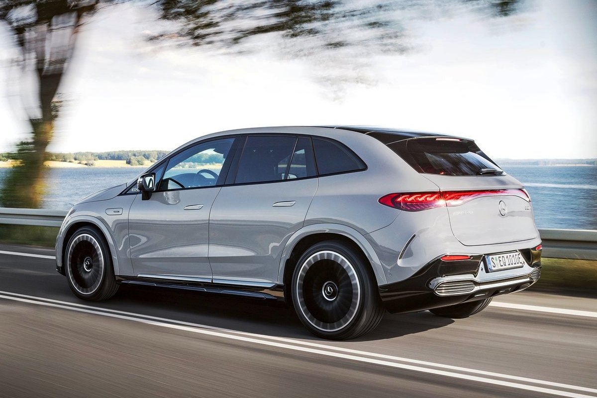 The new Mercedes EQE SUV electric crossover: for everyone and everything