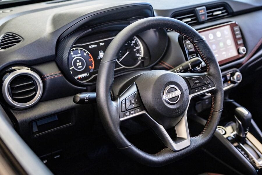 Дебют Nissan Versa 2023: недорогий «народний» седан