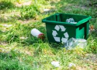 Greenpeace США стверджує, що перероблення пластику – це «міф і катастрофа»