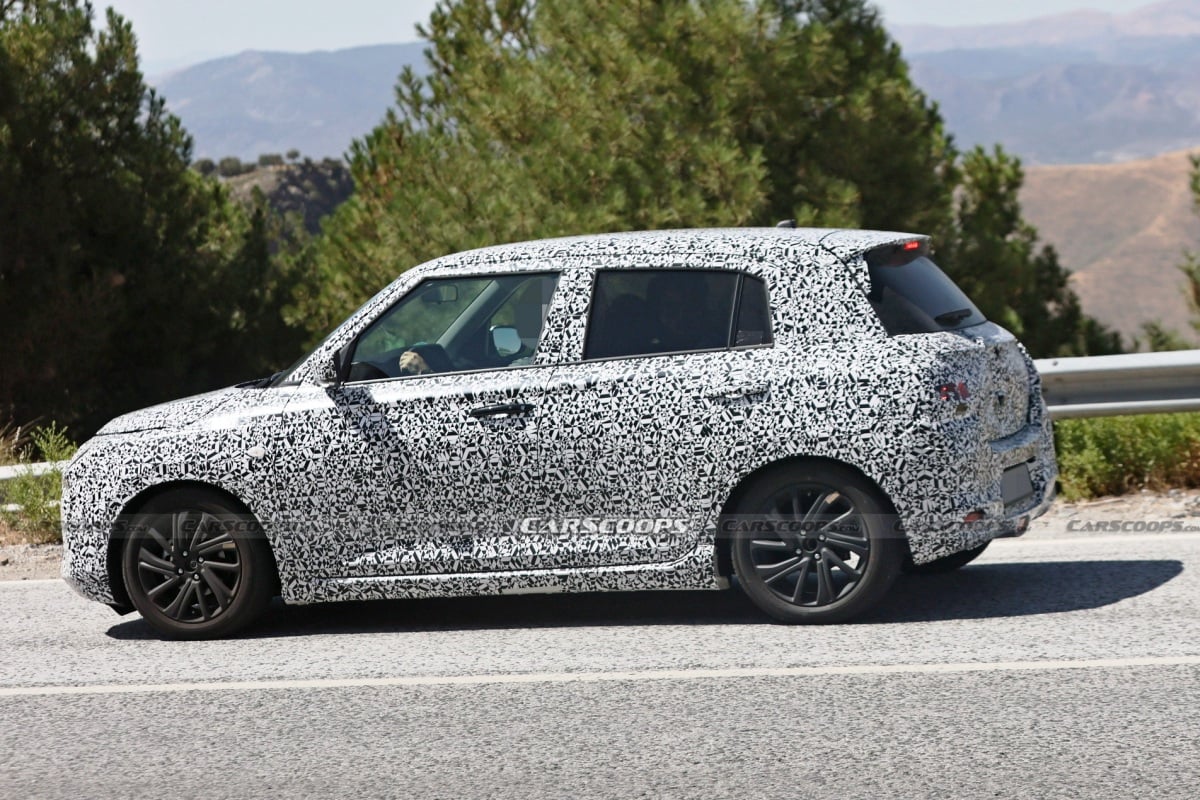The new Suzuki Swift hatchback: expected in a year and in hybrid versions