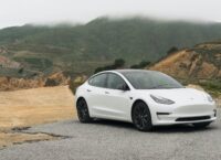 Tesla відмовляється від ультразвукових датчиків на Model 3 та Model Y. Замість них будуть працювати лише камери