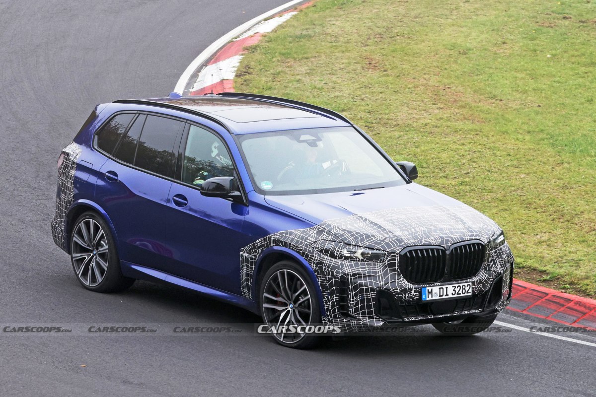 The BMW X5 crossover will be updated and receive the M60i version
