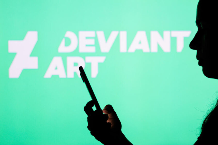 DeviantArt has disappointed artists with the new DreamUp artificial intelligence generator
