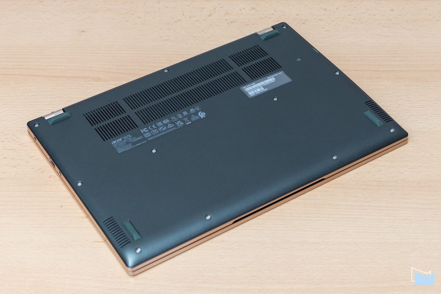 Огляд ноутбука Acer Swift 5 (SF514-56T)