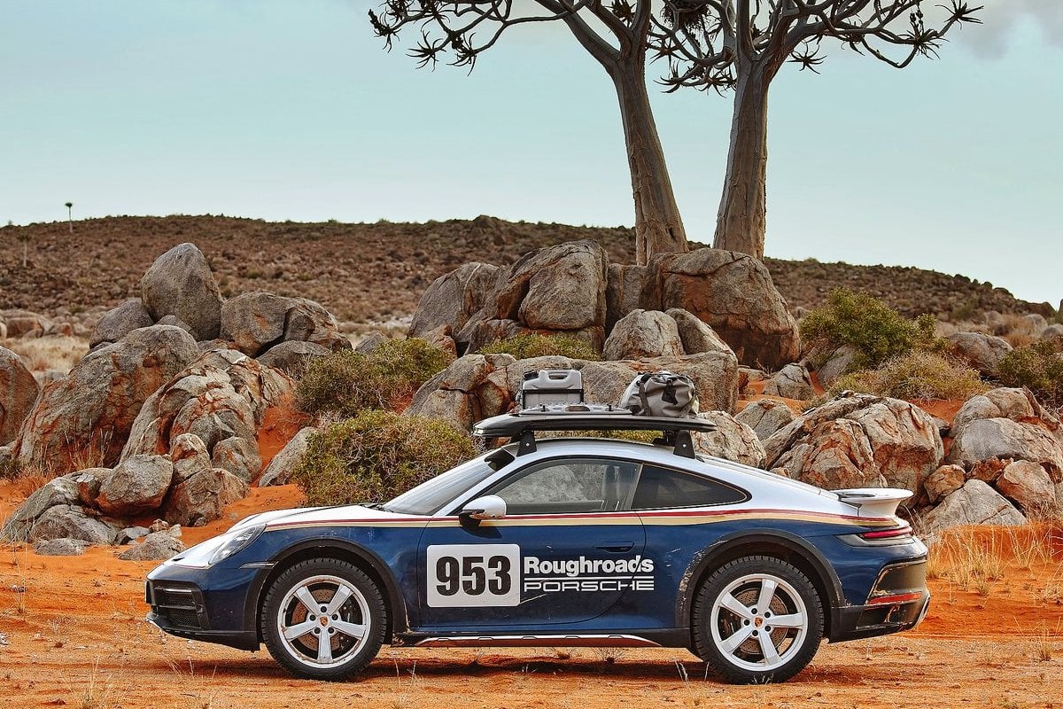 The new Porsche 911 Dakar supercar: for off-road adventures