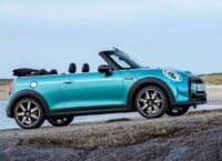Special version of the MINI Cooper S Convertible Seaside Edition: in honor of the “convertible” anniversary