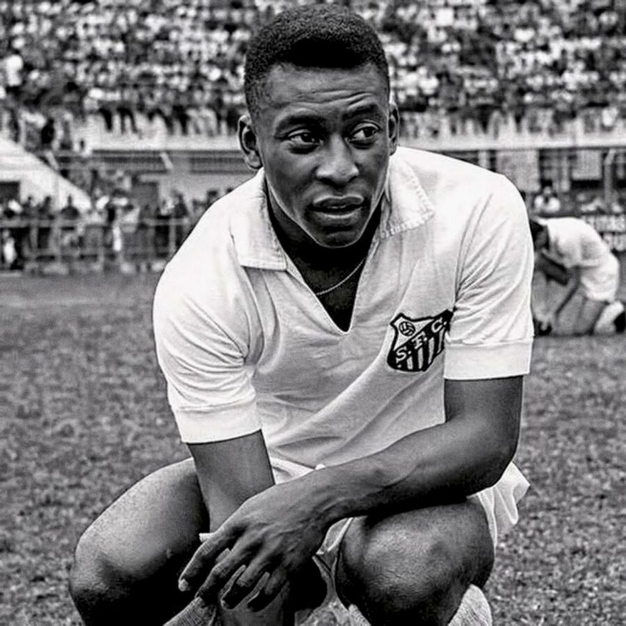 Football legend Pelé died