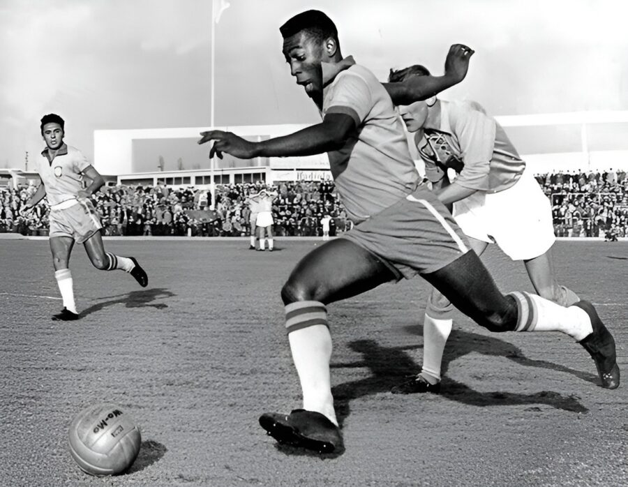 Football legend Pelé died