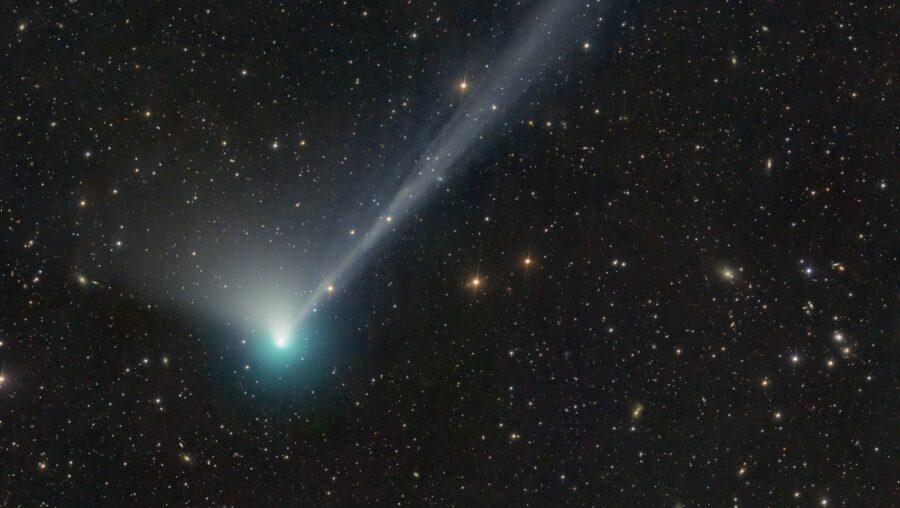 До Землі повертається «Зелена комета»