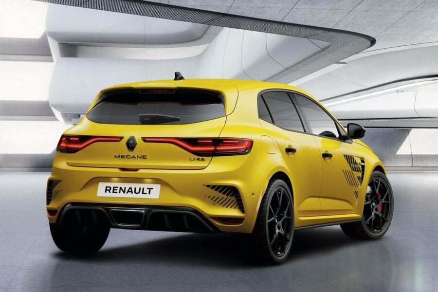 The new Renault Megane R.S. Ultime hot hatch: a symbol of a passing era