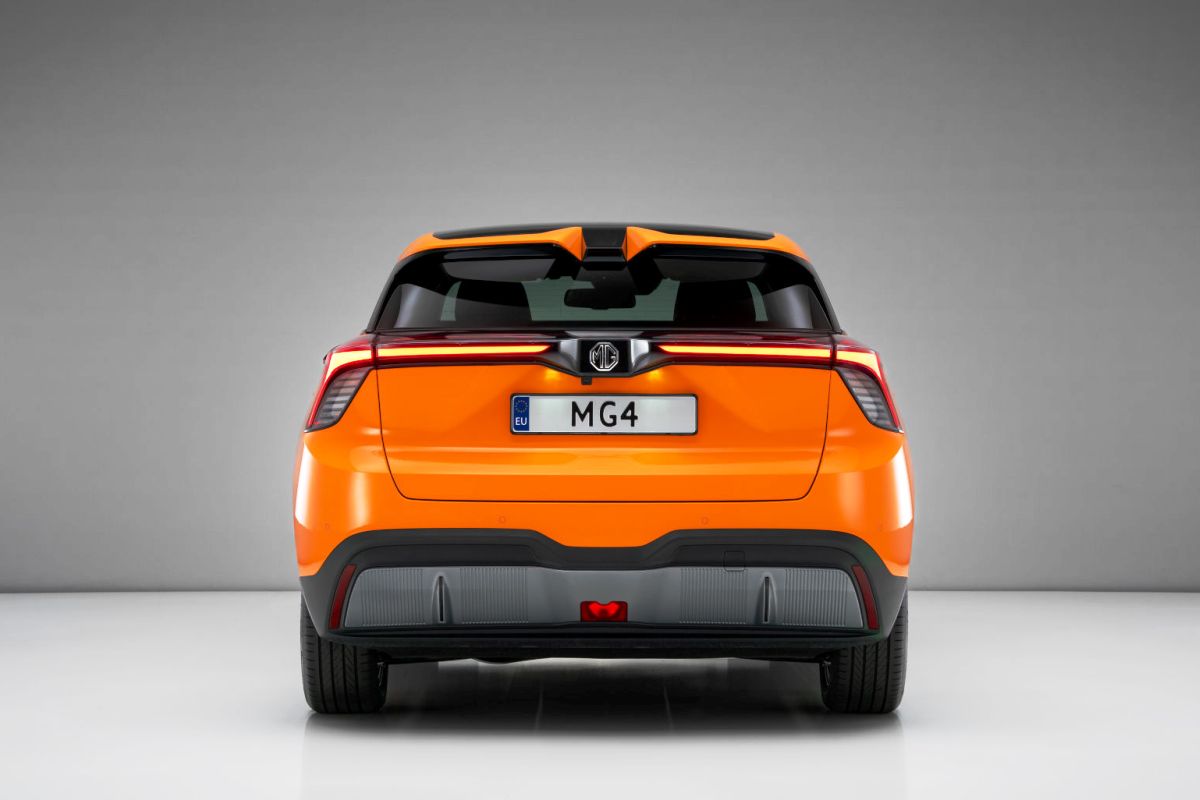Everything about MG4 Electric in Ukraine: rear-wheel drive, new platform, range of 350-435 km - and price from 987,000 UAH