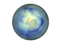 Вчені повідомляють, що озоновий шар Землі оновлюється
