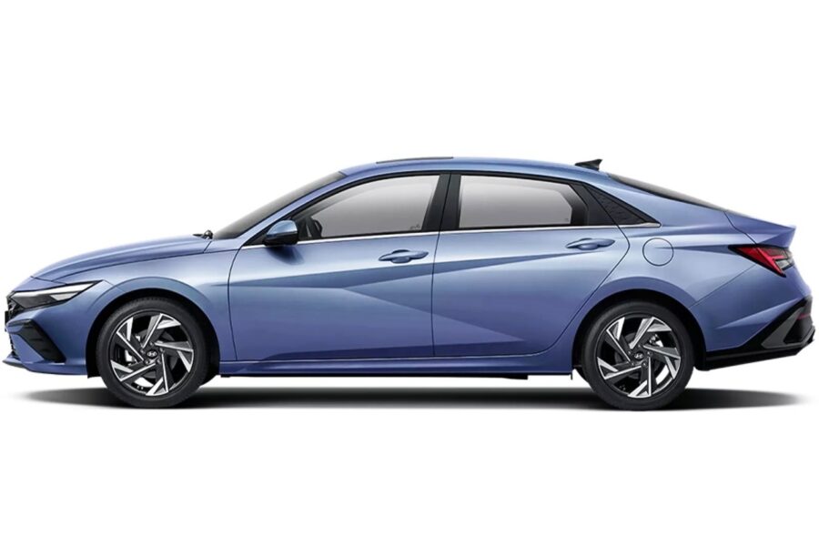 Оновлення для Hyundai Elantra (Avante): нове «обличчя» та незмінний салон