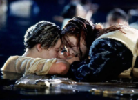 «Він би все одно помер»: Джеймс Кемерон провів експеримент зі знаменитою сценою з «Титаніка»