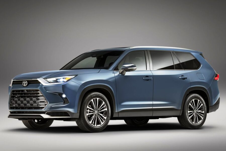 Toyota Grand Highlander was introduced: even more space!