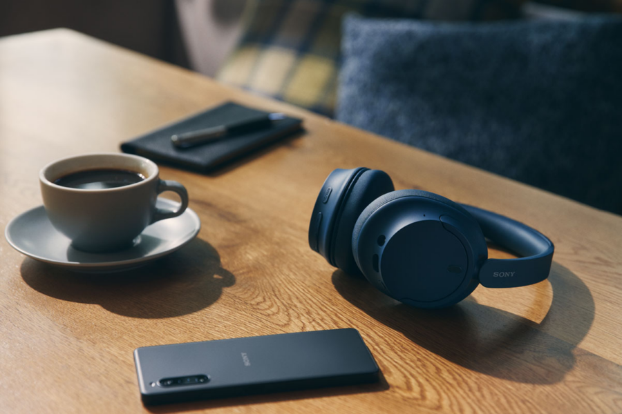 Sony announced the WH-CH720N headphones with noise cancellation and the flagship V1 chip
