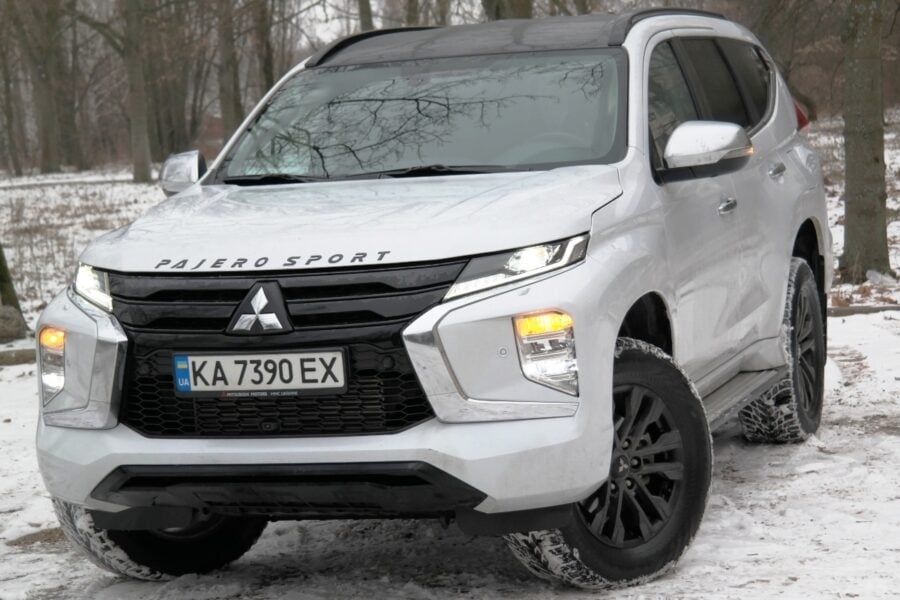 Mitsubishi Pajero Sport SUV test drive: is there a place for such a car nowadays?
