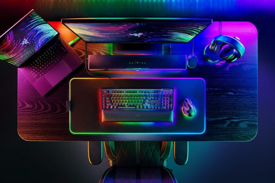 Razer випустила клавіатуру BlackWidow V4 Pro з купою додаткових клавіш