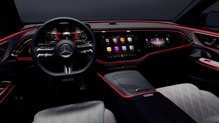 With TikTok and Zoom: Mercedes showed the changes in the interior of the new E-class