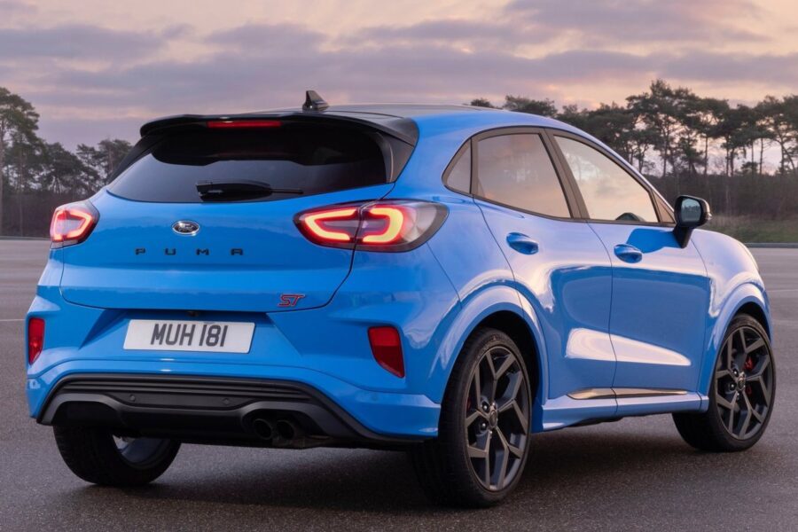 "Hot" Ford Puma ST SUV - now with a 1 liter engine and automatic transmission