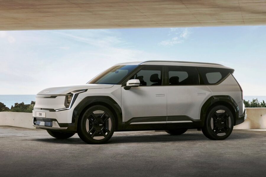 Electric KIA EV9 SUV: the first official photos from the outside and inside