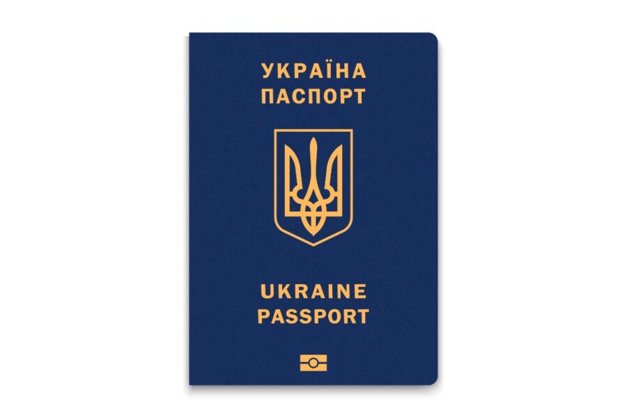 Різна транслітерація в ID та закордонному паспорті: що сталося і як виправити?
