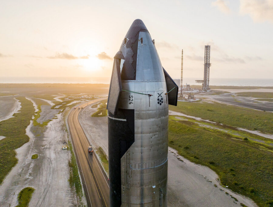 The U.S. Federal Aviation Administration requires 63 changes to the SpaceX Starship Heavy design, most of which have already been made