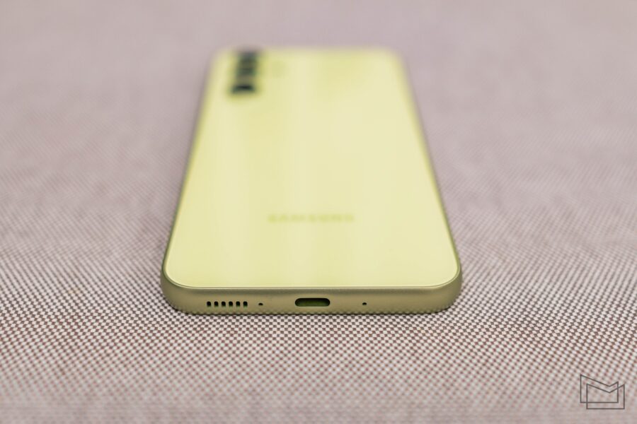 Огляд Samsung Galaxy A54 та A34: молодіжні смартфони для всіх