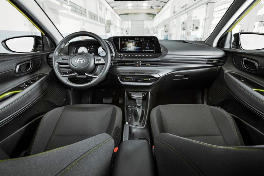 Updated hatchback Hyundai i20: more brightness