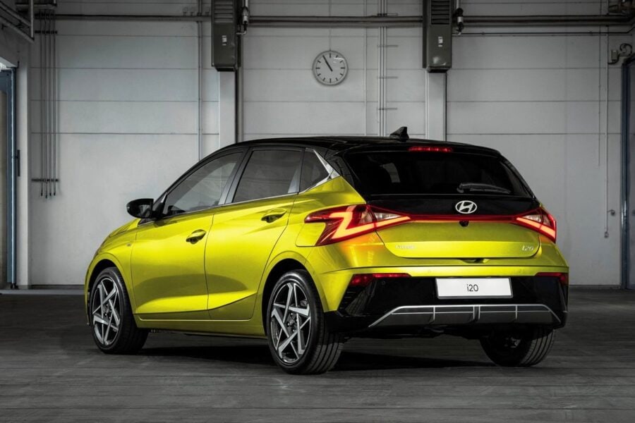 Updated hatchback Hyundai i20: more brightness