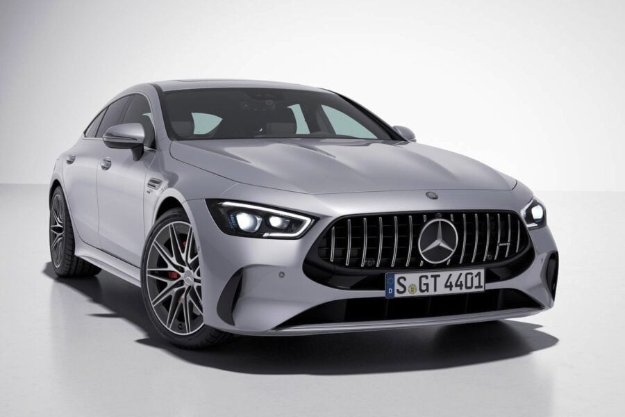 Updates for the 6-cylinder versions of the Mercedes AMG GT: a new "face" and equipment packages