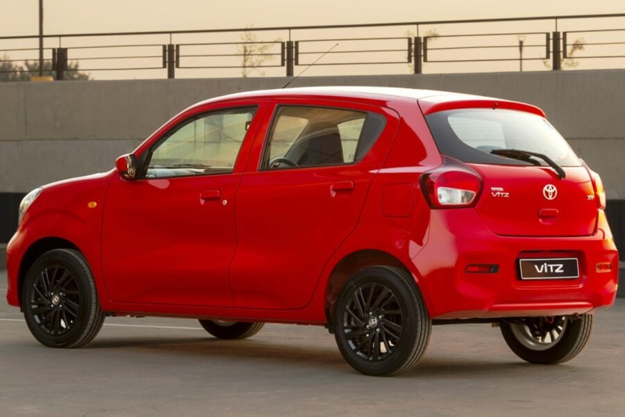 Стартують продажі Toyota Vitz – автомобіля за $10 тис.