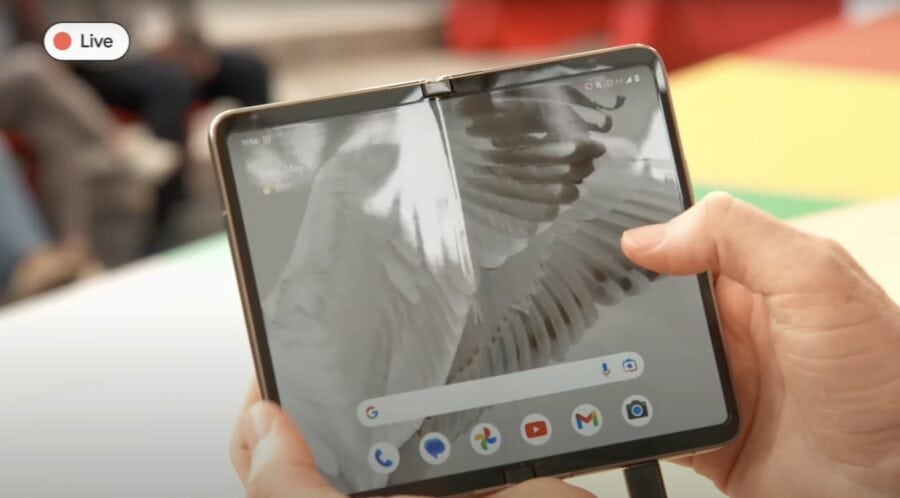 "Tensor G2, Android innovation and AI": the foldable smartphone Google Pixel Fold is presented