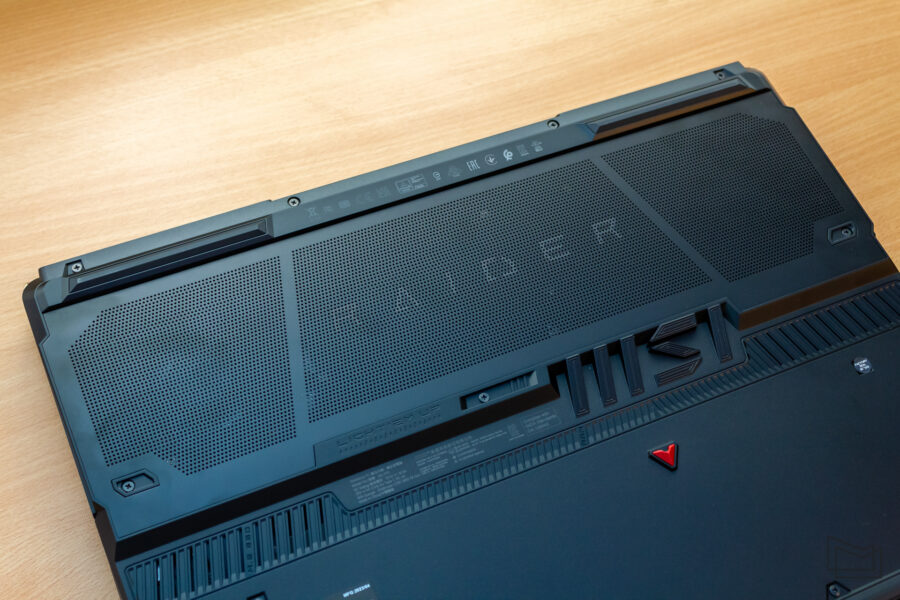 Огляд ігрового ноутбука MSI Raider GE78HX 13V
