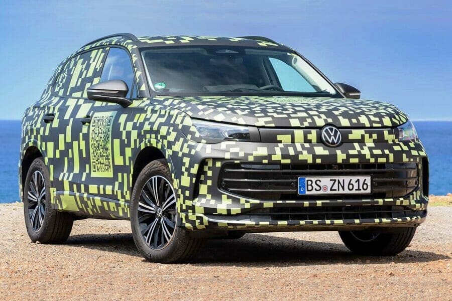 The new crossover Volkswagen Tiguan: debut in camouflage, but the equipment is already known