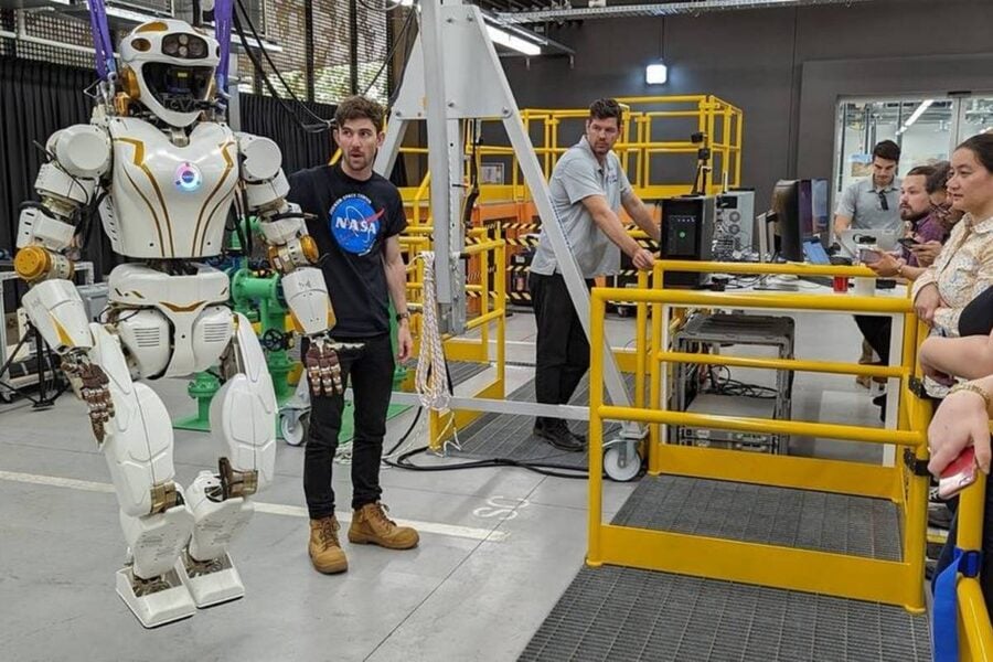 A test is being prepared for NASA’s humanoid robot – it will take care of energy objects