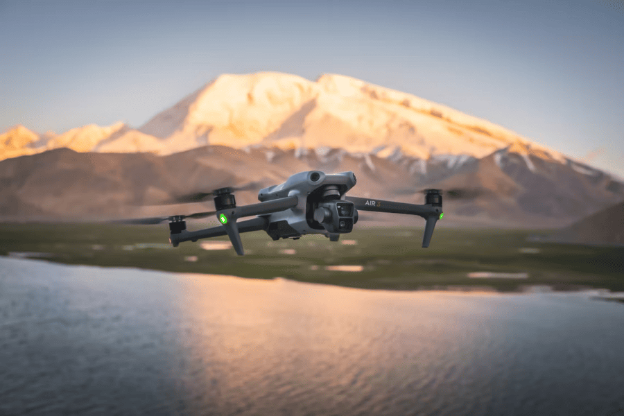 DJI Air 3 received two 4K cameras and a flight time of up to 46 minutes
