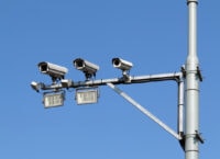 Поліція Англії встановили камеру з ШІ на магістралі. За перші 3 дні одна камера «спіймала» майже 300 водіїв-порушників
