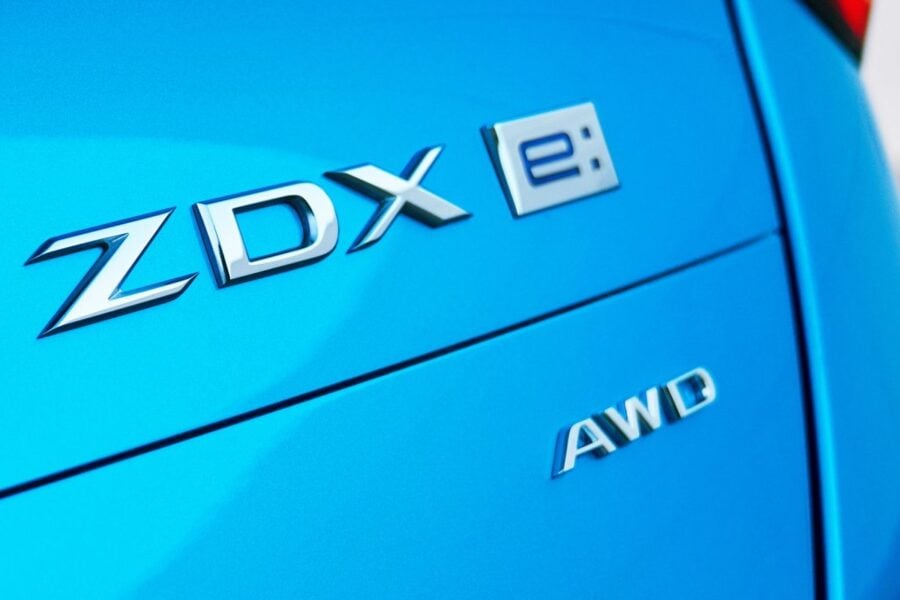 Acura ZDX debuts - now it's an electric car